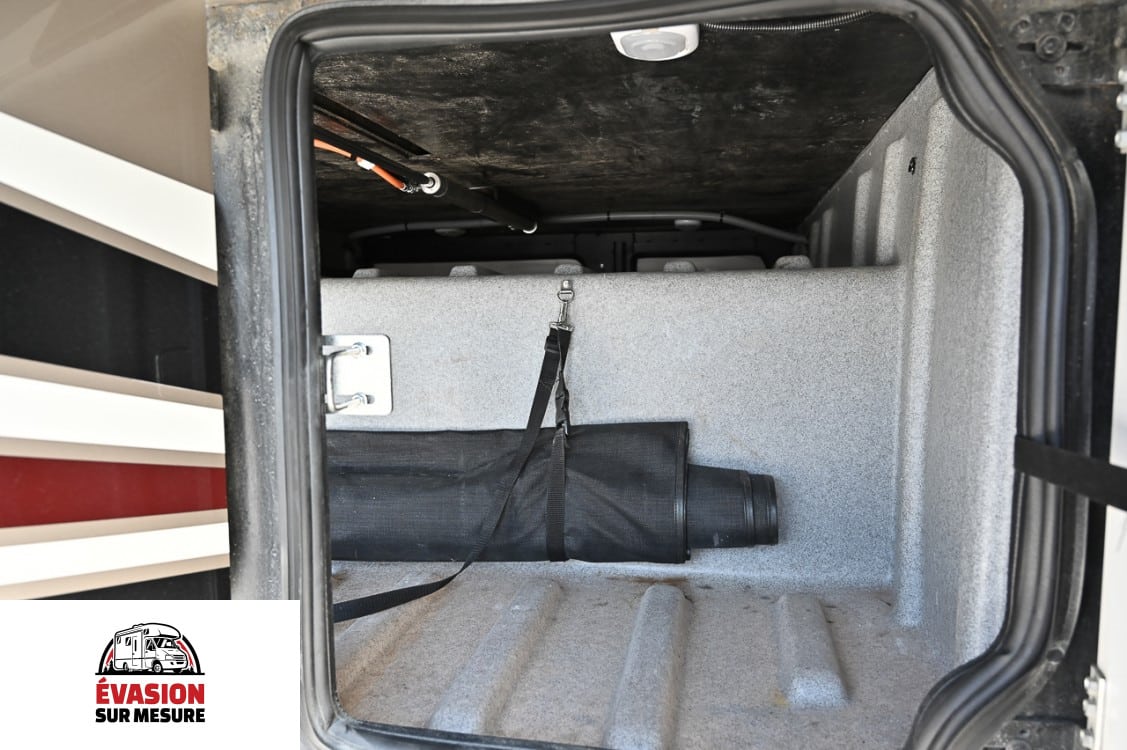FOREST RIVER GEORGETOWN XL 2018 V10 TRITON 6.8 LITRES – Image 48